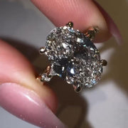 Elegant Oval Cut Moissanite Bridal Ring